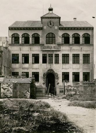 BARCELONA...ESCUELA SUIZA, ALFONS XII...1919...28-07-2013...