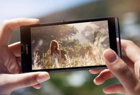 Xperia SP, la brillantez de Sony Mobile por dentro y fuera xperia-sp-gallery-06-1240x840-351158f384e37cb15365d91e10256afc.png