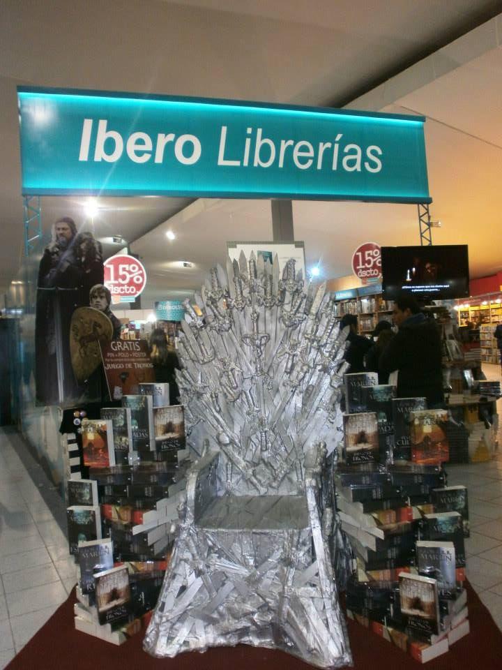 Días de feria (2): El trono de Canción de Hielo y Fuego en el stand de Ibero