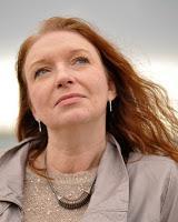 EL LIBRO Y SUS ARTÍFICES (II): LA TRADUCTORA