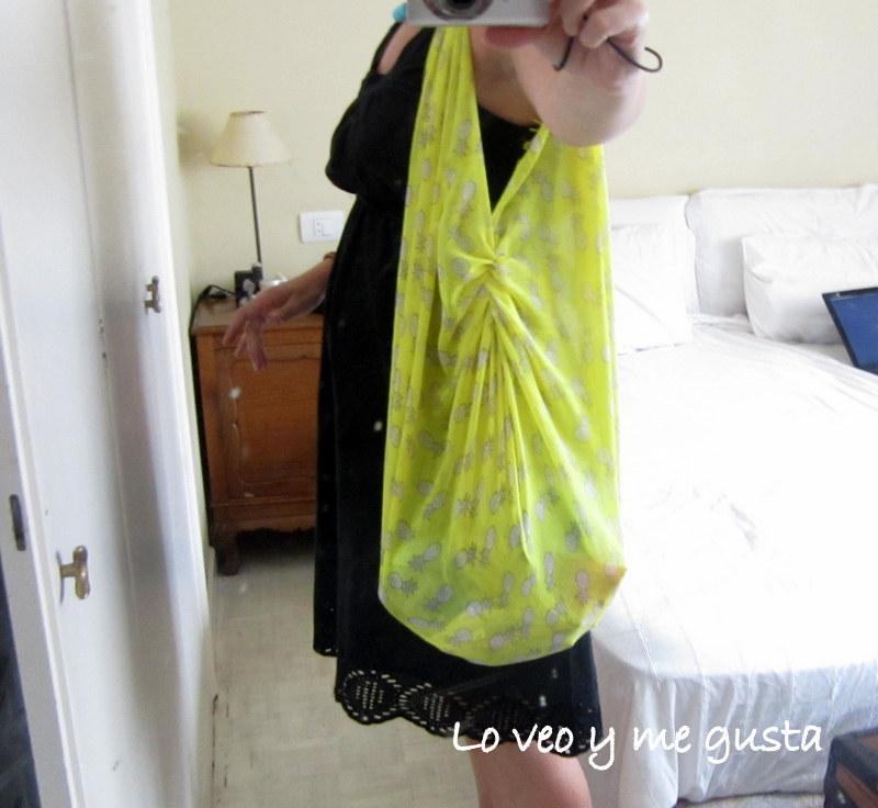 Un bolso distinto cada día (Bolsos hechos con pañuelos)