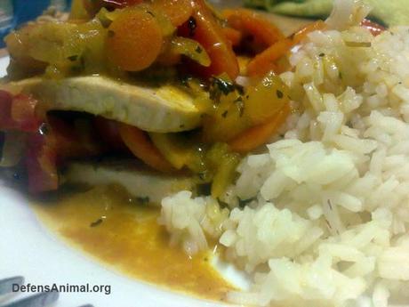 Tofu con champiñones al curry