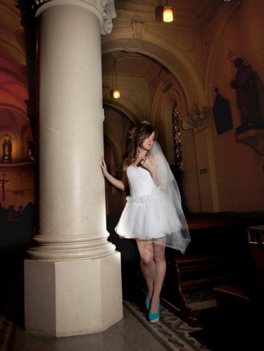 andi ri vestido de novia