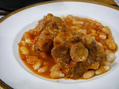Rabo de ternera con alubias