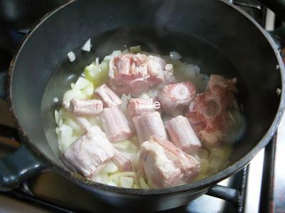 Rabo de ternera con alubias