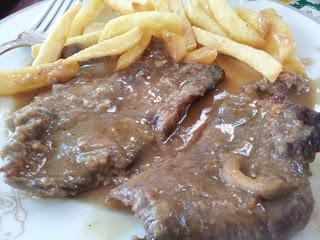 Filetes de ternera guisados aprovechar la carne de un día para otro