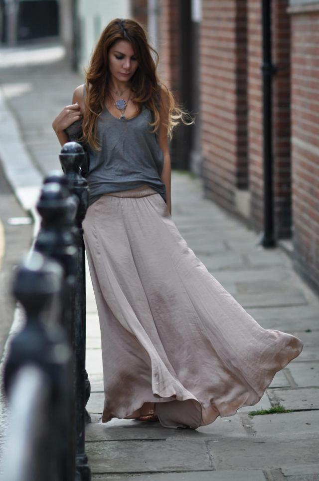 Street style inspiration: Maxi skirts are for Summer!