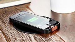 Actualidad Informática. Starbucks instala mesas de carga inalámbrica para Smartphones. Rafael Barzanallana. UMU