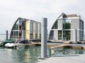 Casa Flotante Minimalista