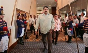 Presidente Maduro afirma que señalamientos sobre su lugar de nacimiento son inventos<br>