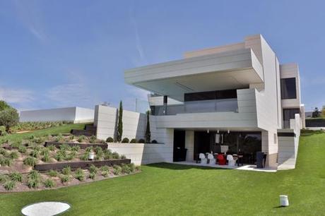 AVANCE DEL REPORTAJE FOTOGRÁFICO DE LA BALCONY HOUSE: EXTERIORES