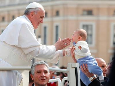 El Papa Francisco o el Papa subversivo: su rebeldía no cesa.