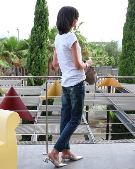 Boyfriend jeans + pearls Boyfriend jeans + pearls