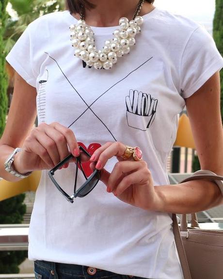 Boyfriend jeans + pearls Boyfriend jeans + pearls