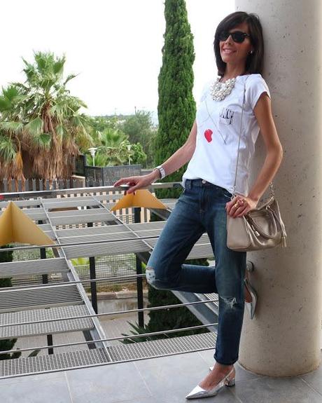 Boyfriend jeans + pearls Boyfriend jeans + pearls