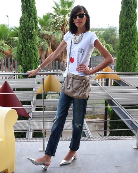 Boyfriend jeans + pearls Boyfriend jeans + pearls