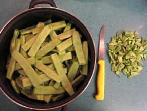 Gratinado de habicholillas con tapenade vegetariano.