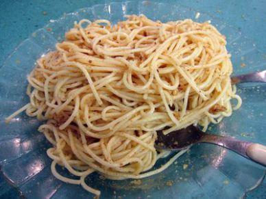 Spaghetti con salsa de nueces