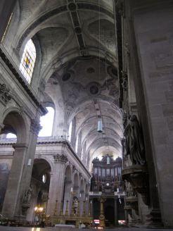 Interior de San Sulpice