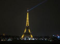 Torre Eiffel iluminada