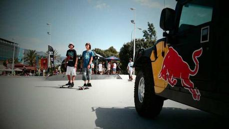 hummer Skate Red Bull