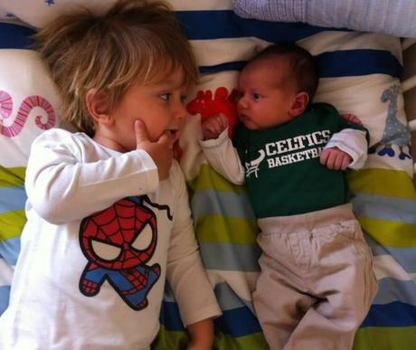 Mateo, el bebé de dos meses con leucemia que necesita un trasplante de médula