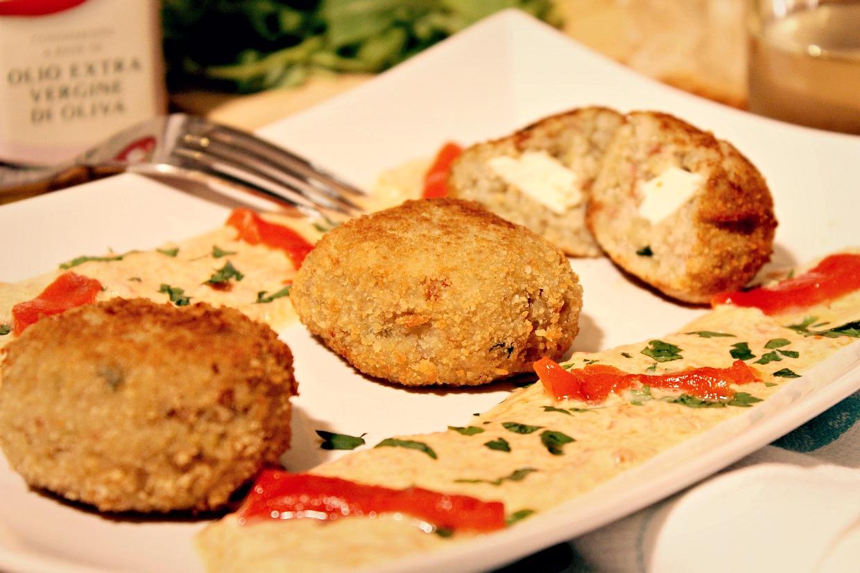 Albóndigas de berenjena y jamón, con corazón de burgos y salsa de miel y pimientos ~ segundos recetas entrantes  ~ IMG 7007m