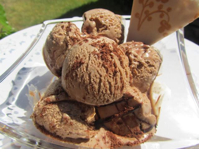 Helado café-bombón (Moka)