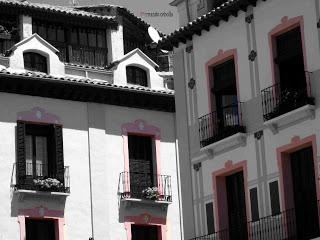 Plaza Fueros de Aragón, Huesca, Polidas chamineras
