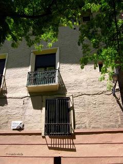 Casa de Ramón Acín, Huesca, Polidas chamineras