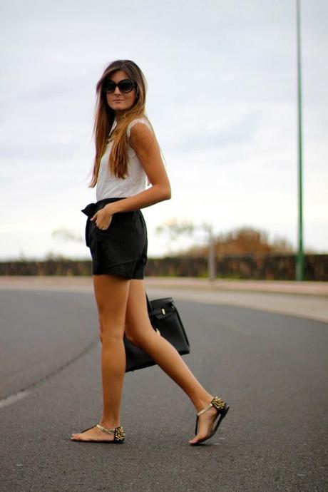 Same jumpsuit in two ways