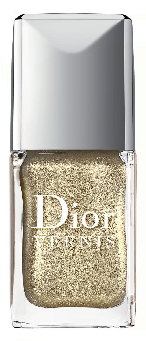 TIPOS DE ESMALTES PARA UÑAS