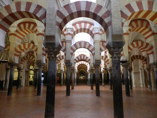 Córdoba y Setenil de las Bodegas