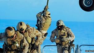 Navy Seal en operaciones. 