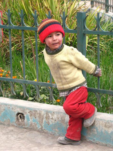 Angeles y demonios de Rapaz : la mística del color