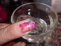 Manicura, marmoleado. 31