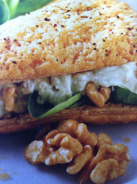 MILHOJAS DE PERAS Y NUECES