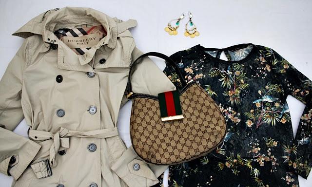 Paleta negro, ocre y algo más...