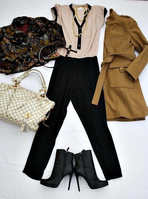 Paleta negro, ocre y algo más...