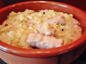 Salchichas encebolladas