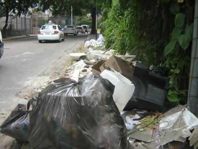 EL RECREO volvió nuevamente la acumulación de basura en la Segunda Calle Las Delicias-Sabana Grande