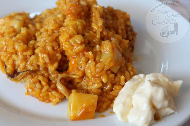 ARROZ A BANDA CON ALIOLI