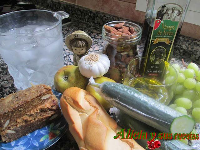 AJOBLANCO DE ALMENDRAS, TRES GUARNICIONES