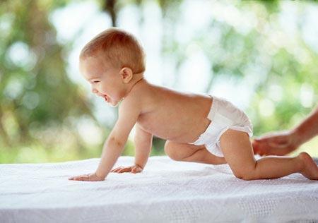 Cuándo empieza a gatear el bebé