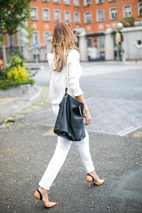 TOTAL WHITE OUTFITS, camisa blanca zara, trenzas, bolso negro etro , salones nude, cinturon vintage, gafas aviator zara sales, baggy jeans, cristina blanco, spanish fashion bloggers, fashion from spain, guiadeestilo blog, guia de estilo blog