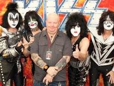 Kiss tendrán propio biopic