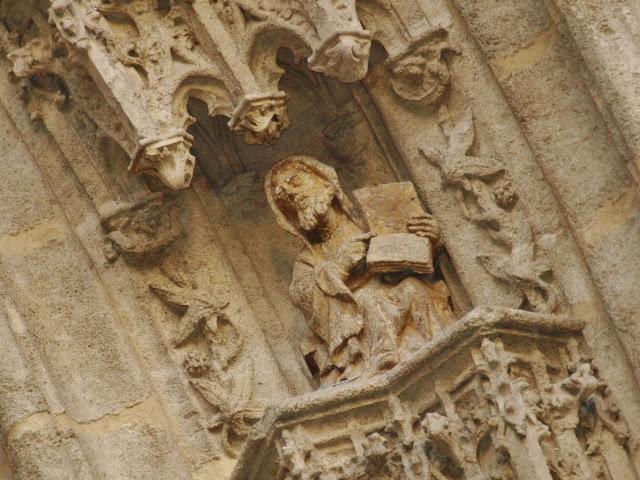 La Puerta del Bautismo (5): las Arquivoltas.