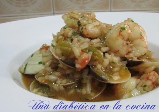 Arroz caldoso con almejas y gambones apto para diabéticos