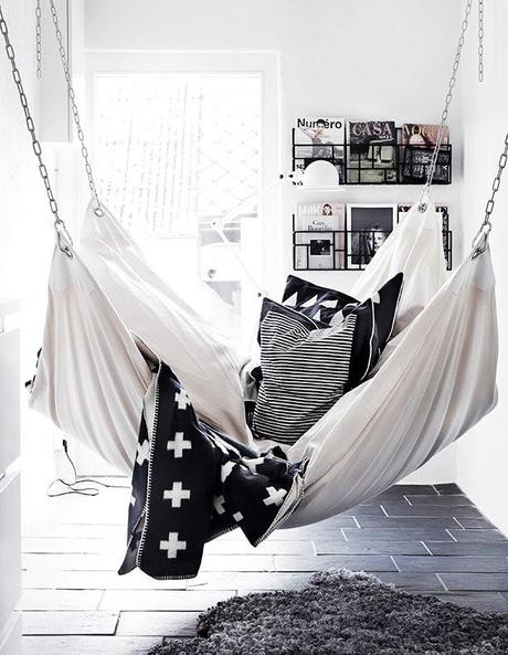 Una casa de vacaciones en Suecia (en blanco y negro)