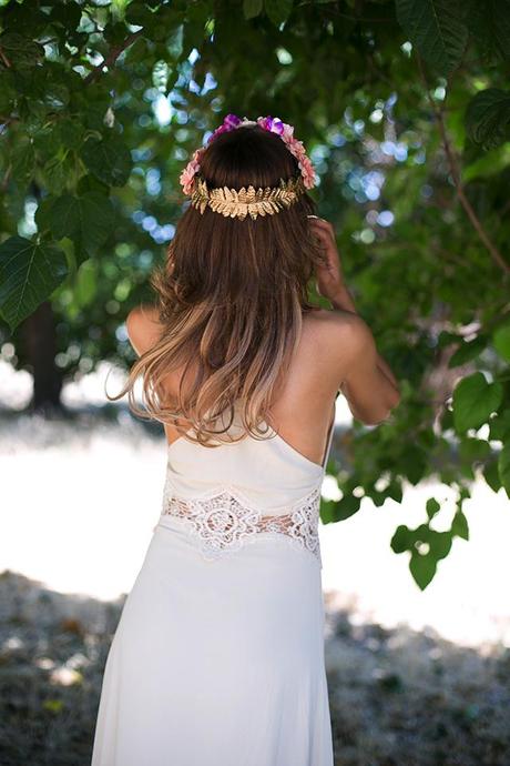 OUTFITS, WEDDING STYLE, vestido novia hippie, corona de flores novias,tocados bohochic, novias bohemias, jarlo london, white party, adamarina, pendientes libélula, cristina blanco, guiadeestilo, guia de estilo blog, spanish fashion blogger